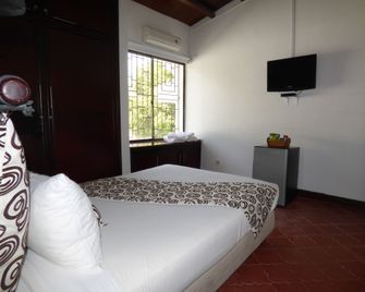 Hostal Mizare Valledupar - Valledupar - Habitación