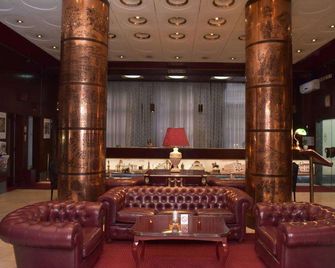 فندق Palace - بلغراد - ردهة
