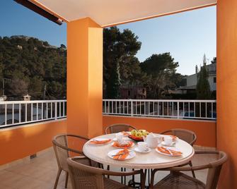 Apt. Grande Ciruelo, A/C, community pool, Wifi, near beach 400 m - Pollença - Balcony