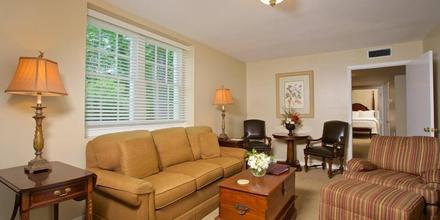 Image of hotel: Dunleith Historic Inn