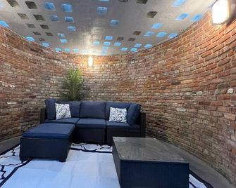 Beautiful Gowanus Townhome - Brooklyn - Lounge