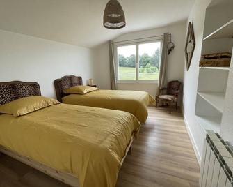 Maison les Pieds Dans L'eau - Henvic - Habitación