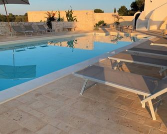 Masseria La Concezione in the countryside of Polignano a Mare - Rutigliano - Piscina