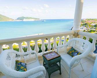 Luxury 8 Bedroom Villa Kimon Fantastic Ocean View! - Little Bay - Balcony
