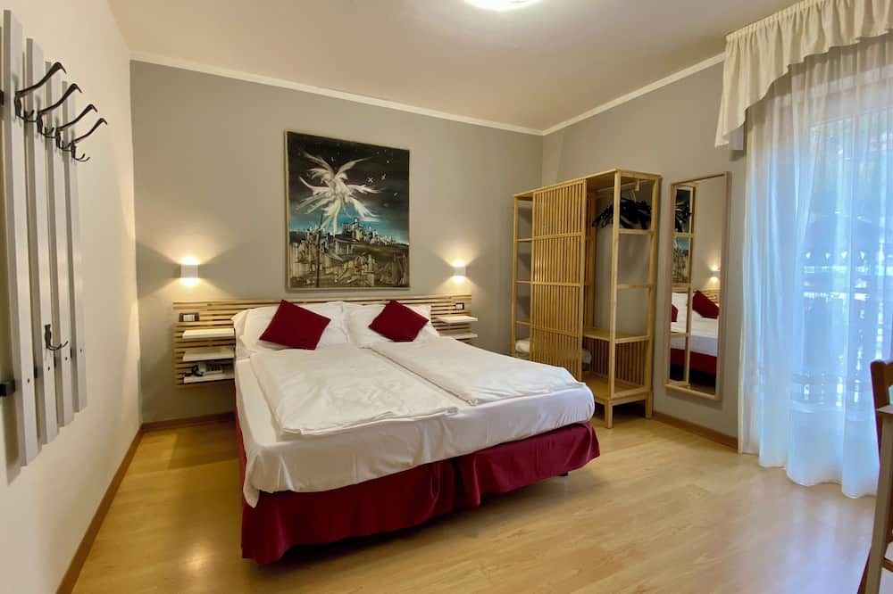 Casteluce Hotel Funivie - פינצולו - חדר שינה