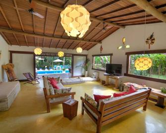 Pousada Jardim das Margaridas - Trancoso - Living room