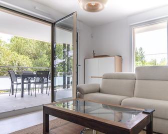 Les Merisiers - Lorgues - Salon