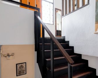 Ashi Poshtel - Chiang Mai - Stairs