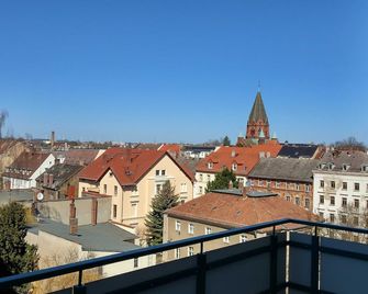 Apartment I. First floor 82sqm, 2 bedrooms with balcony - Old Fire Station Görlitz City - Görlitz - Varanda