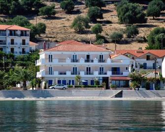 Kalypso Hotel - Poros - Gebouw
