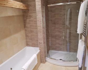 Burnhopeside Hall - Durham - Bathroom