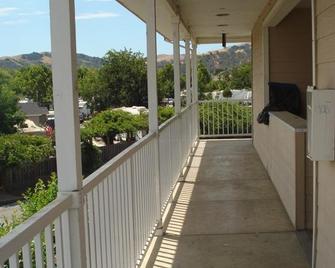 Garlic Farm Inn - Gilroy - Balkon