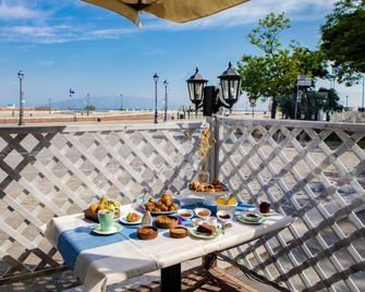 Hotel Miramare - Cesenatico - Bygning