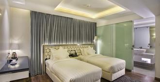 Grace 21 Smart Hotel - Dhaka - Bedroom