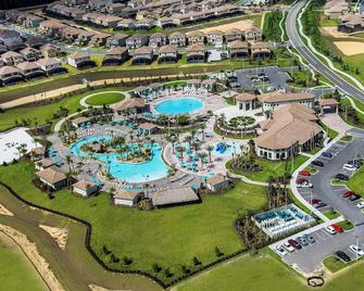 Green View Villa: 6 Beds, Pool & Resort Access - Davenport - Pool