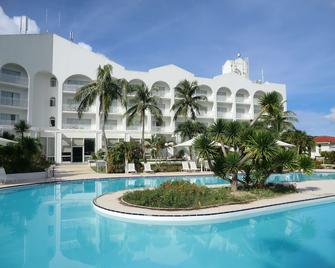 Starts Guam Resort Hotel - Dededo - Piscina