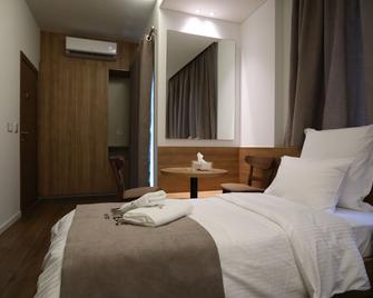 Mateus Hotel & Pool - Jounieh - Bedroom
