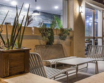 Blue Sea Marble - Tel Aviv - Patio