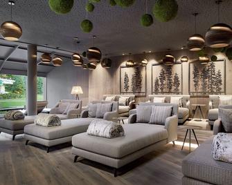 Krumers Alpin - Your Mountain Oasis - זיפלד - טרקלין