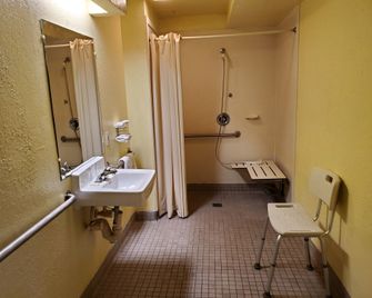 Travel Inn Motel - Hartford - Bagno
