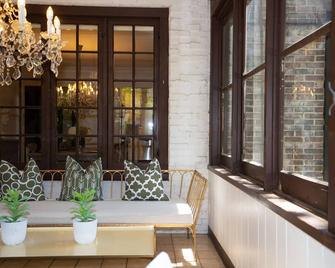 Historic house, 1.5miles from U of I University - Champaign