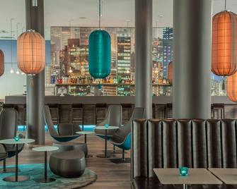 Motel One Düsseldorf Hauptbahnhof - Düsseldorf - Bar