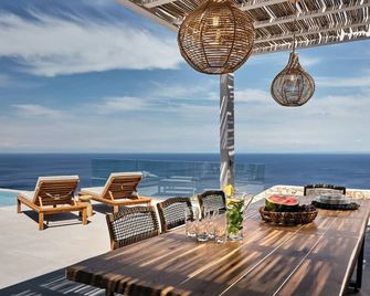 Etheria Luxury Villas & Suites - Agios Nikolaos - Balcón