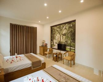 Tuyet Suong Villa Hotel - Quang Ngai - Bedroom