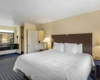 Best Western Parkside Inn - Frankfort - Bedroom