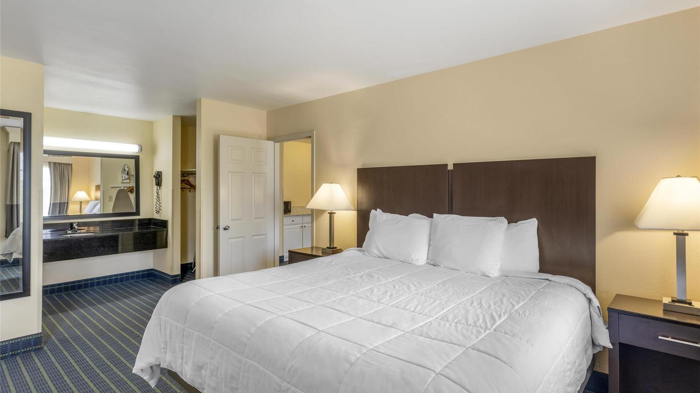 Best Western Parkside Inn