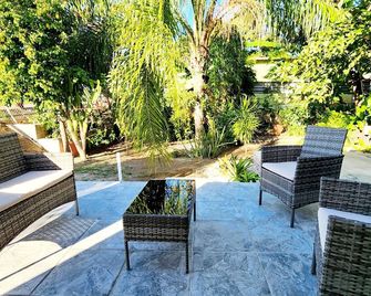 Oasis Salinas - Salinas - Patio