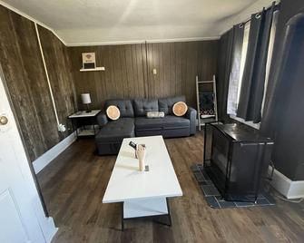 Lovely Rural 1 Bedroom Apartment In St Mary S - Saint Marys - Wohnzimmer