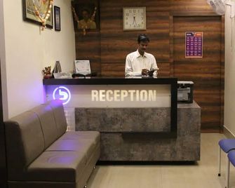 Hotel Priya - Bhubaneswar - Recepción
