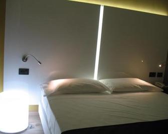 Hotel Locanda Grego - Bolzano Vicentino - Bedroom