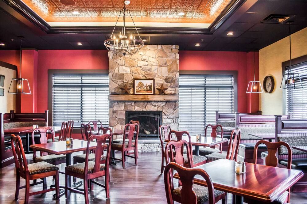 Comfort Suites Downtown Carlisle - קרלייל - מסעדה