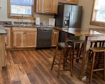 Never Inn - 3 Bedroom, 2 Bath Villa - Attica - Cocina