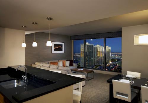 Hilton Grand Vacations Club Elara Center Strip Las Vegas from $41. Las Vegas  Hotel Deals & Reviews - KAYAK
