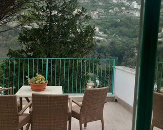 Duomo Attic (rooms) - Ravello - Balkon