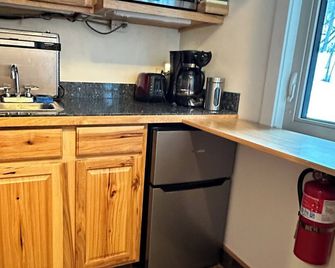 Eagle Peak Guesthouse - Eagle River - Cocina