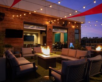 Hotel Indigo Tuscaloosa Downtown By IHG - Tuscaloosa - Lounge