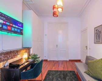 Euro Edens Brussels - Family Home & Free Gym Access - Brussels