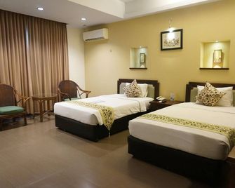 Losari Beach Hotel Makassar - מקאסר - חדר שינה