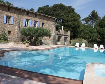 wine estate, swimming pool, terrace, calm - Signes - Piscine