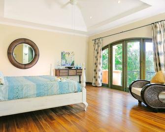 C1: X-Large Home, Ocean Views~concierge~pool~top Terrace~pingpong~cool Breezes! - Parrita - Habitación