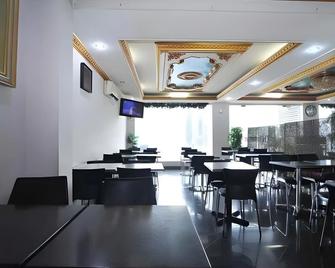 Wirton Hotel - Bandung - Restaurant