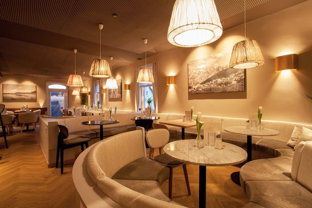 Ebner - Boutique-Hotel & Konditorei - Lindau - מסעדה
