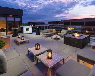 AC Hotel By Marriott Washington DC Downtown - Washington, D.C. - Patio