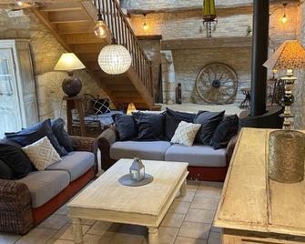 Maison de Charme Avec Piscine à 5minutes de Montignac Lascaux - Condat-sur-Vézère