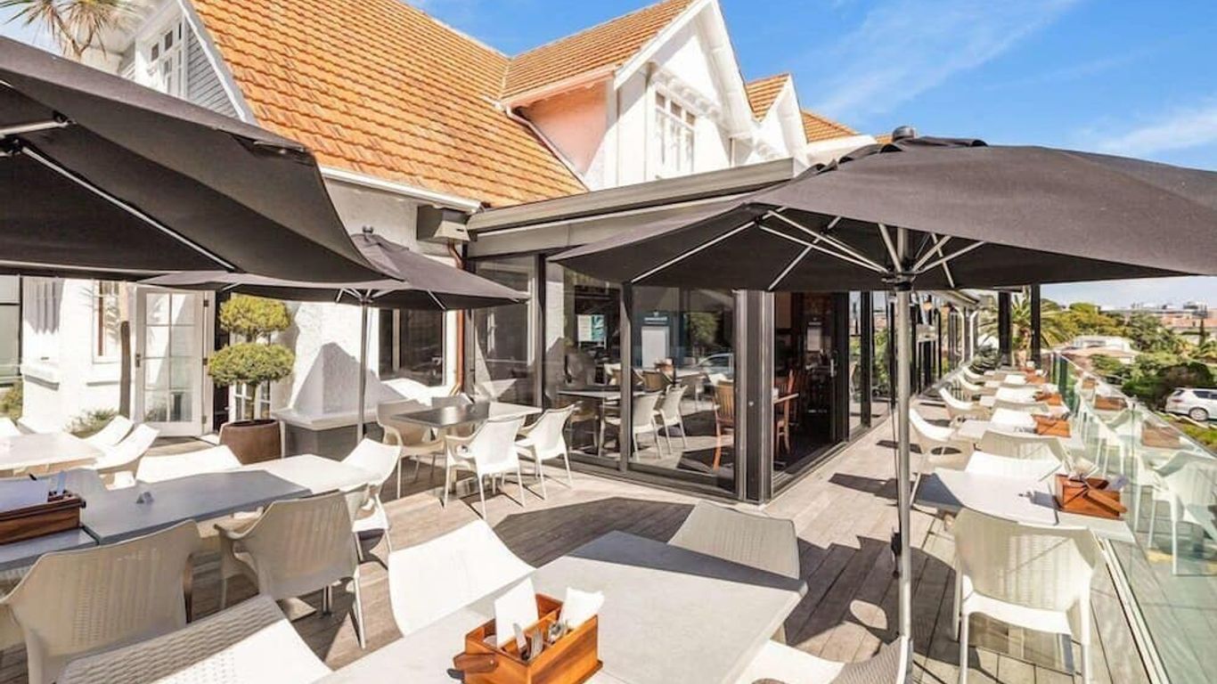 帕奈爾飯店與會議中心