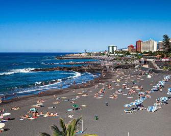 Apartamentos Teneguia - Puerto de la Cruz - Strand